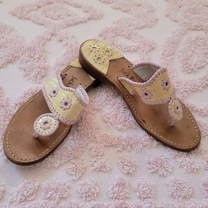 Jack Rogers Yellow Embossed Leather Pink Trim Thong Sandal‎ Women's 9
